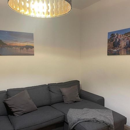 Orizzonte - 5 Terre, Via Fratelli Rosselli 11, Centro Storico-Stazione Centrale Con 2 Camere Da Letto La Spezia Bagian luar foto