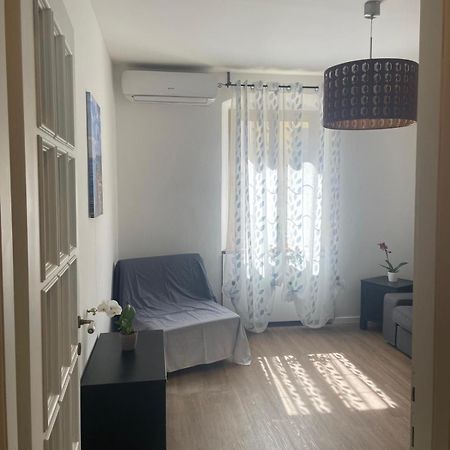 Orizzonte - 5 Terre, Via Fratelli Rosselli 11, Centro Storico-Stazione Centrale Con 2 Camere Da Letto La Spezia Bagian luar foto